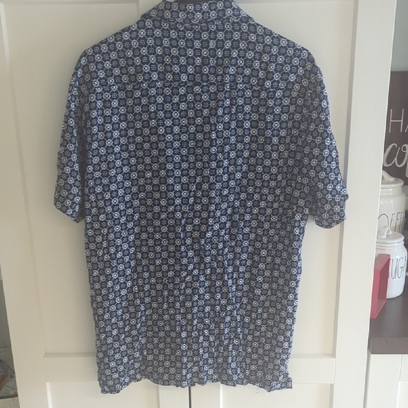 Denim & Flower Blue Casual Button Down Shirt with Pattern - Picture 4 of 4